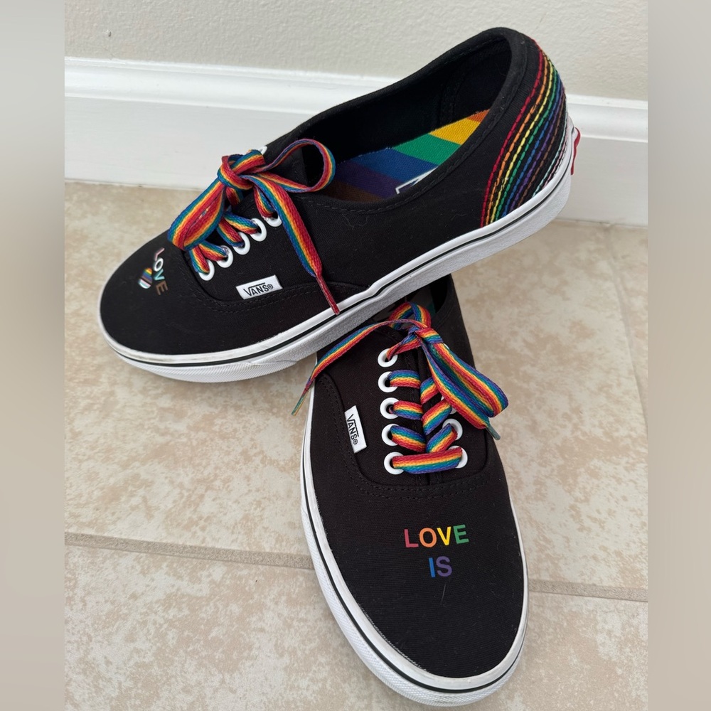 New Vans Black Sneakers with Rainbow Accents Sz 7